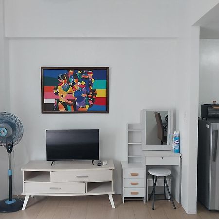 Alps At 150 Newport Blvd Condominum Near T3 Pasay Exterior foto